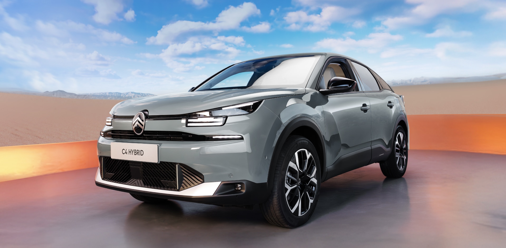 NEW CITROËN C4 HYBRID | シトロエン公式サイト